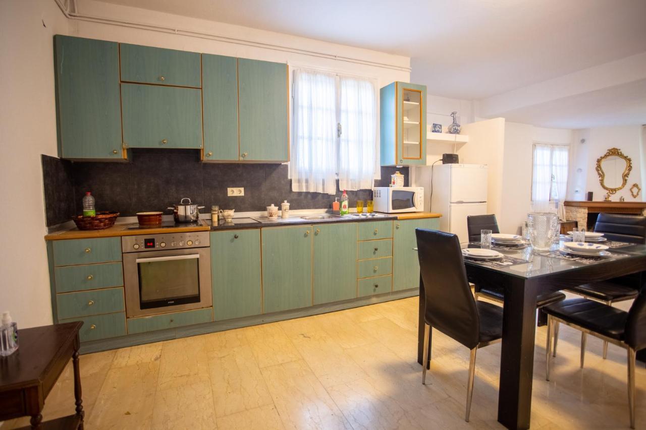 Traditional Villa Appartment With Garden, Also For Gatherings ,15 Minutes From Thessaloniki Airport Buitenkant foto